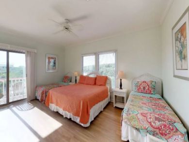 Gulf Shores Vacation home Sleeps Thirty Four Guests.