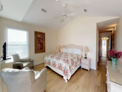 Gulf Shores Vacation home Sleeps Thirty Four Guests.