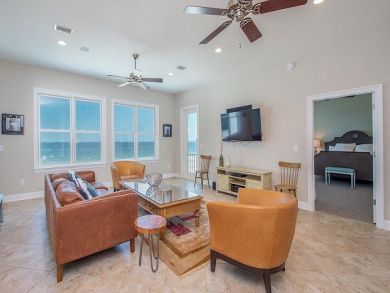 Gulf Shores Vacation Home Sleeps Twenty Two Guests. Gulf Shores Vacation Home Sleeps Twenty Two Guests.