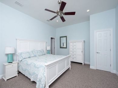 Gulf Shores Vacation Home Sleeps Twenty Two Guests. Gulf Shores Vacation Home Sleeps Twenty Two Guests.