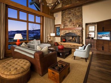 Bachelor Gulch Vacation Condo Sleeps Ten Guests.