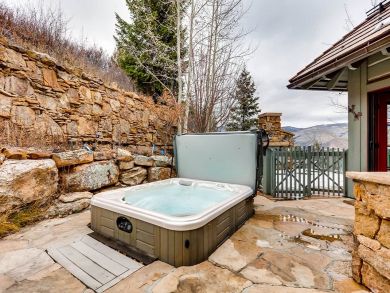 Beaver Creek Luxury Vacation Rental Sleeps Ten Guests