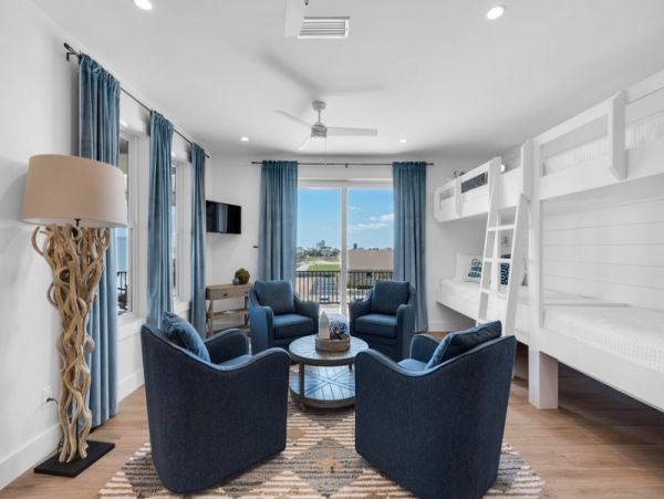 Pensacola Beach Vacation Home Sleeps 30 Guests