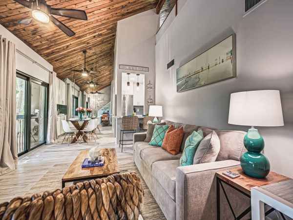 Siesta Key Vacation Rental Townhouse Two Bedrooms Sleeps 4