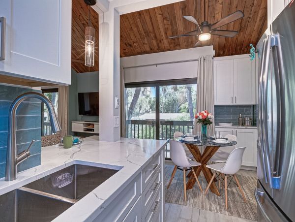 Siesta Key Vacation Rental Townhouse Two Bedrooms Sleeps 4