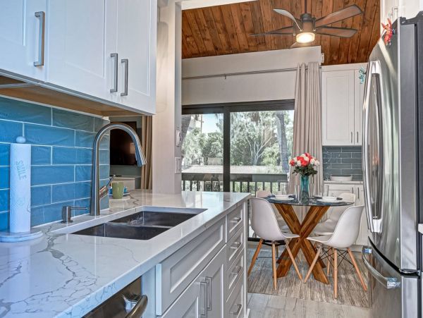 Siesta Key Vacation Rental Townhouse Two Bedrooms Sleeps 4