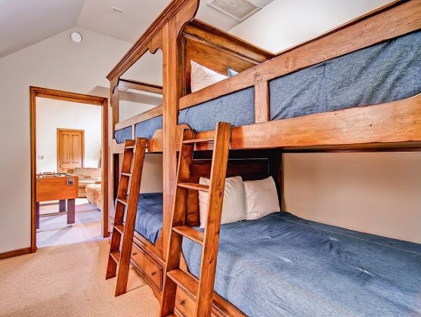 Beaver Creek Vacation Luxury Condo Ski In Ski Out Sleeps 12