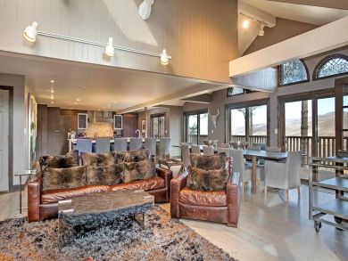 Luxury 7 Bedrooms Vacation Home in Vail Sleeps 15