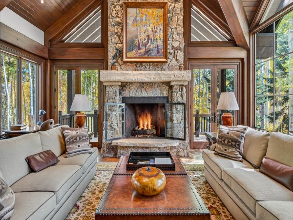 Beaver Creek Luxury Vacation Accommodation Ski in Ski Out