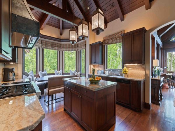 Beaver Creek Luxury Vacation Accommodation Ski in Ski Out