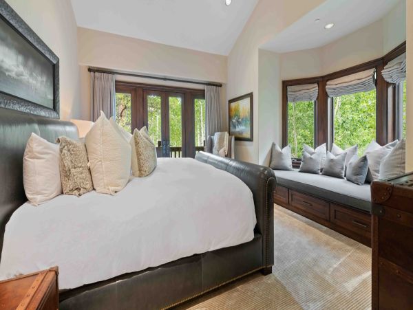Beaver Creek Luxury Vacation Accommodation Ski in Ski Out