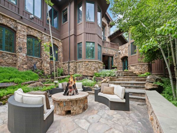Beaver Creek Luxury Vacation Accommodation Ski in Ski Out