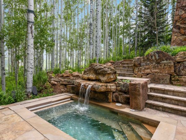 Beaver Creek Luxury Vacation Accommodation Ski in Ski Out