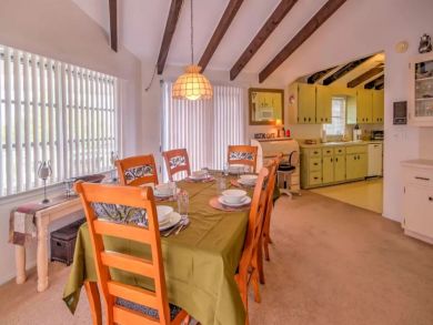 Englewood Vacation home Sleeps Eight Guests.