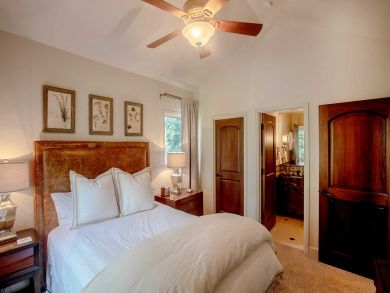 Vail Vacation Home Sleeps Ten Guests. Vail Vacation Home Sleeps Ten Guests.