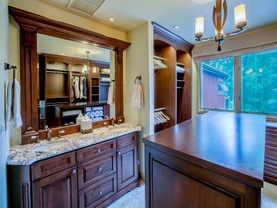 Vail Vacation Home Sleeps Ten Guests. Vail Vacation Home Sleeps Ten Guests.
