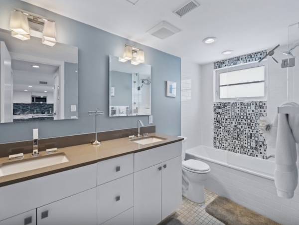 Siesta Key Vacation Rental Sleeps Six Guests