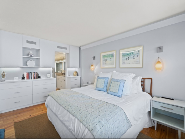 Siesta Key Vacation Rental Sleeps Six Guests