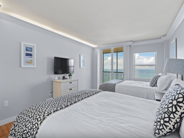 Siesta Key Vacation Rental Sleeps Six Guests