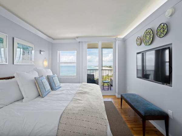 Siesta Key Vacation Rental Sleeps Six Guests