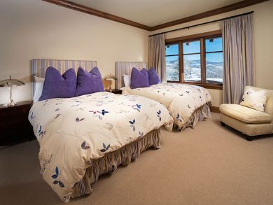 Ski in Ski Out 5 Bedrooms Townhome in Beaver Creek