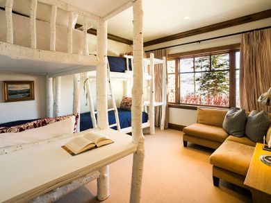 Ski in Ski Out 5 Bedrooms Townhome in Beaver Creek