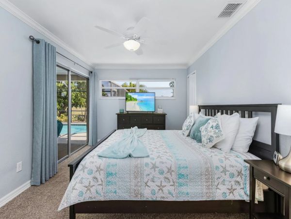 Cape Coral Canal Front Three Bedroom Vacation Home