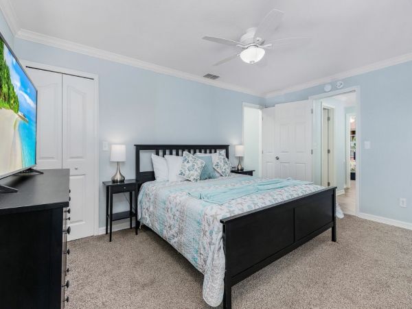 Cape Coral Canal Front Three Bedroom Vacation Home