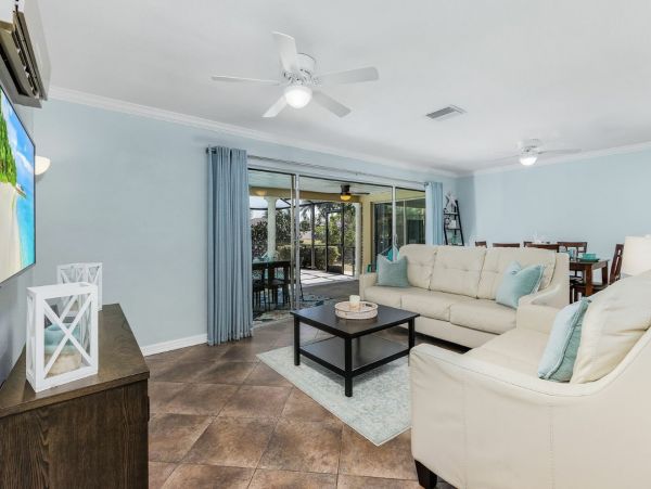 Cape Coral Canal Front Three Bedroom Vacation Home