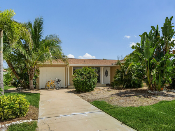 Cape Coral Canal Front Three Bedroom Vacation Home