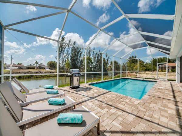 Cape Coral Vacation Home Private Pool Sleeps 8 Guests