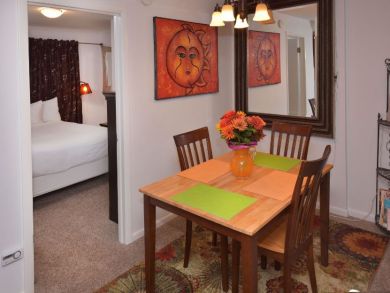 Vail Vacation Condo Sleeps Four Guests. Vail Vacation Condo Sleeps Four Guests.
