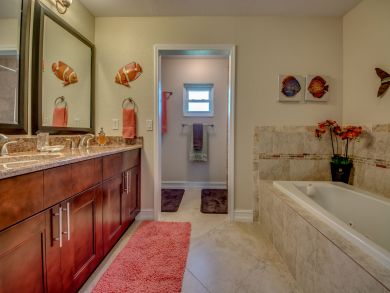 Cape Coral Home 921071