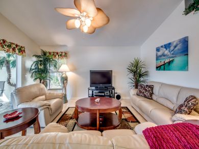 Great Value Cape Coral Vacation Home - Dock - Canal View