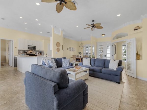 Cape Coral Vacation Home Away From Home Pool