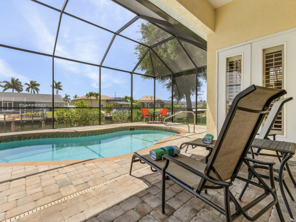 Cape Coral Vacation Home Away From Home Pool