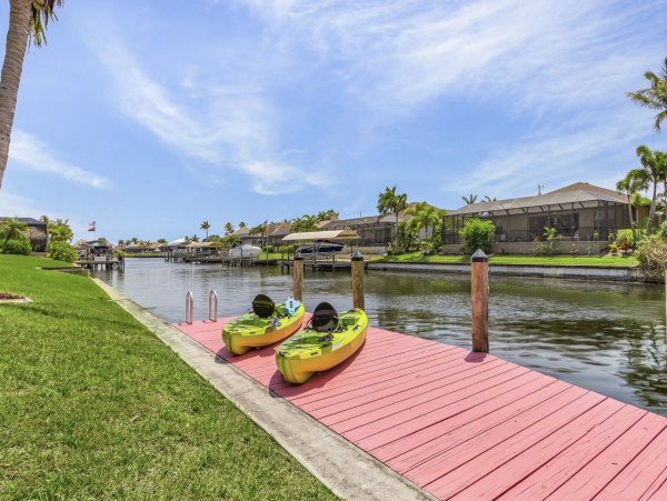 Cape Coral Vacation Home Away From Home Pool