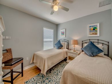 Beautifully Decorated Home in South West Cape Coral
