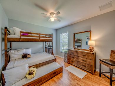 Beautifully Decorated Home in South West Cape Coral