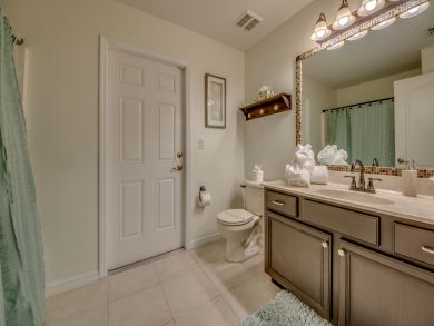 Beautifully Decorated Home in South West Cape Coral