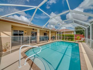 Beautifully Decorated Home in South West Cape Coral