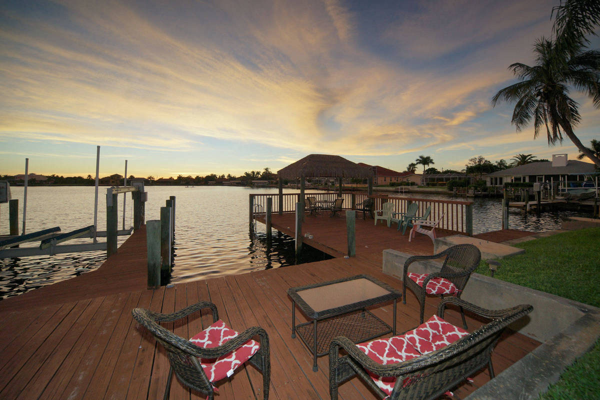 Cape Coral Home 921101