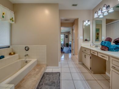 Cape Coral Home 921101