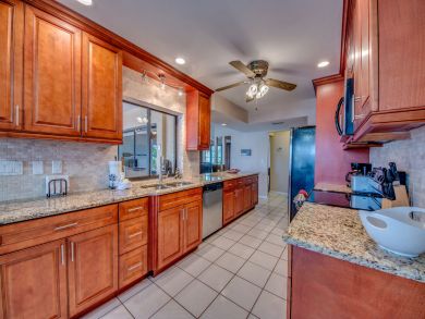 Cape Coral Home 921101