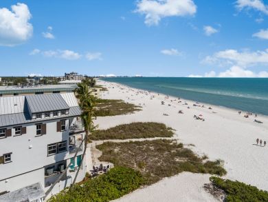 Fort Myers Vacation Home Sleeps Six Guests.