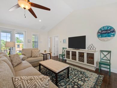 Fort Myers Vacation Home Sleeps Six Guests.