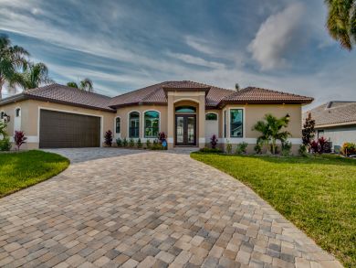 Cape Coral Home 921105 Cape Coral Home 921105