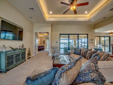 Cape Coral Home 921105 Cape Coral Home 921105