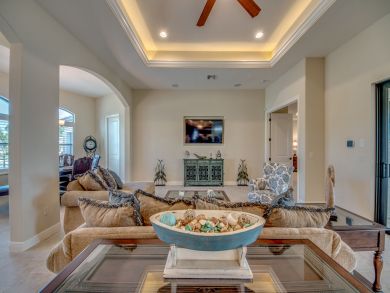 Cape Coral Home 921105 Cape Coral Home 921105