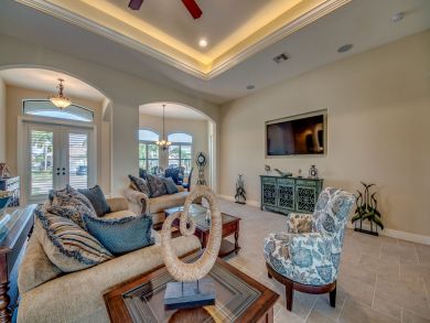 Cape Coral Home 921105 Cape Coral Home 921105
